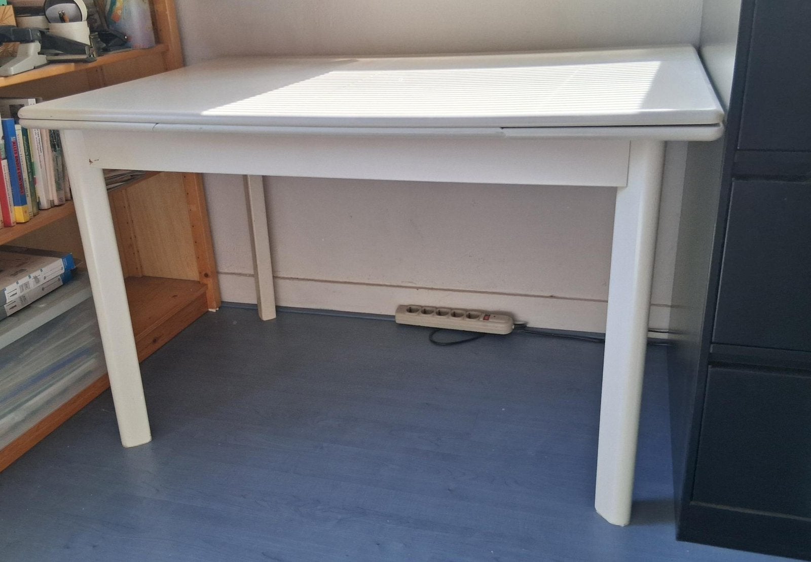 Witte, uitschuifbare tafel, mdf, 120-180x80x76, Ophalen, 100 tot 150 cm, 50 tot 100 cm, Zo goed als nieuw