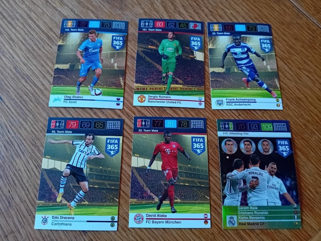Panini kaartjes FIFA 365 seizoen 2015-2016, Ophalen of Verzenden, Zo goed als nieuw, Buitenlandse clubs, Poster, Plaatje of Sticker