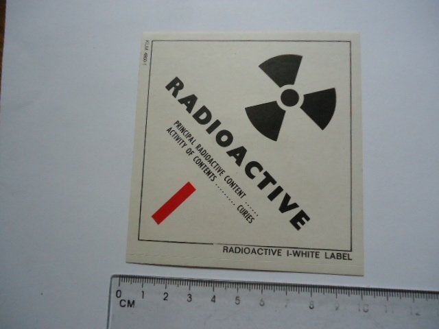 sticker oud Radioactive KLM 860 label radioaktief radioactie, Verzenden, Zo goed als nieuw, Bedrijf of Vereniging