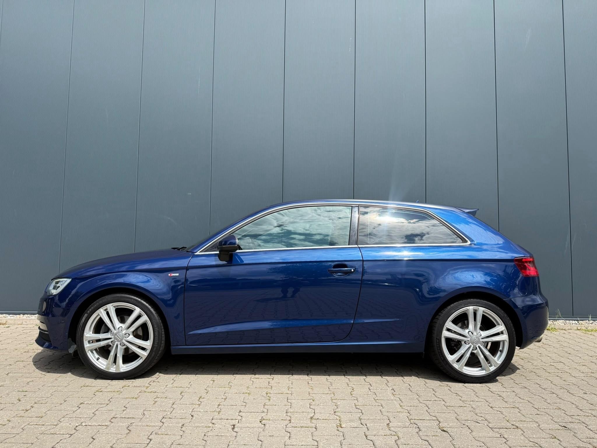 Audi A3 1.4 TFSI Ambition Pro Line plus S line navi, Auto's, Audi, Voorwielaandrijving, Euro 5, Stof, Gebruikt
