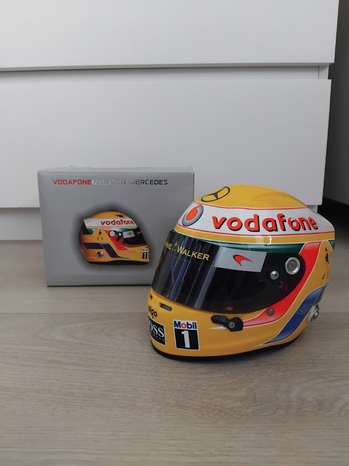 Lewis Hamilton 1:2 Schaal Helm McLaren Mercedes Arai, Ophalen of Verzenden, Zo goed als nieuw, Formule 1