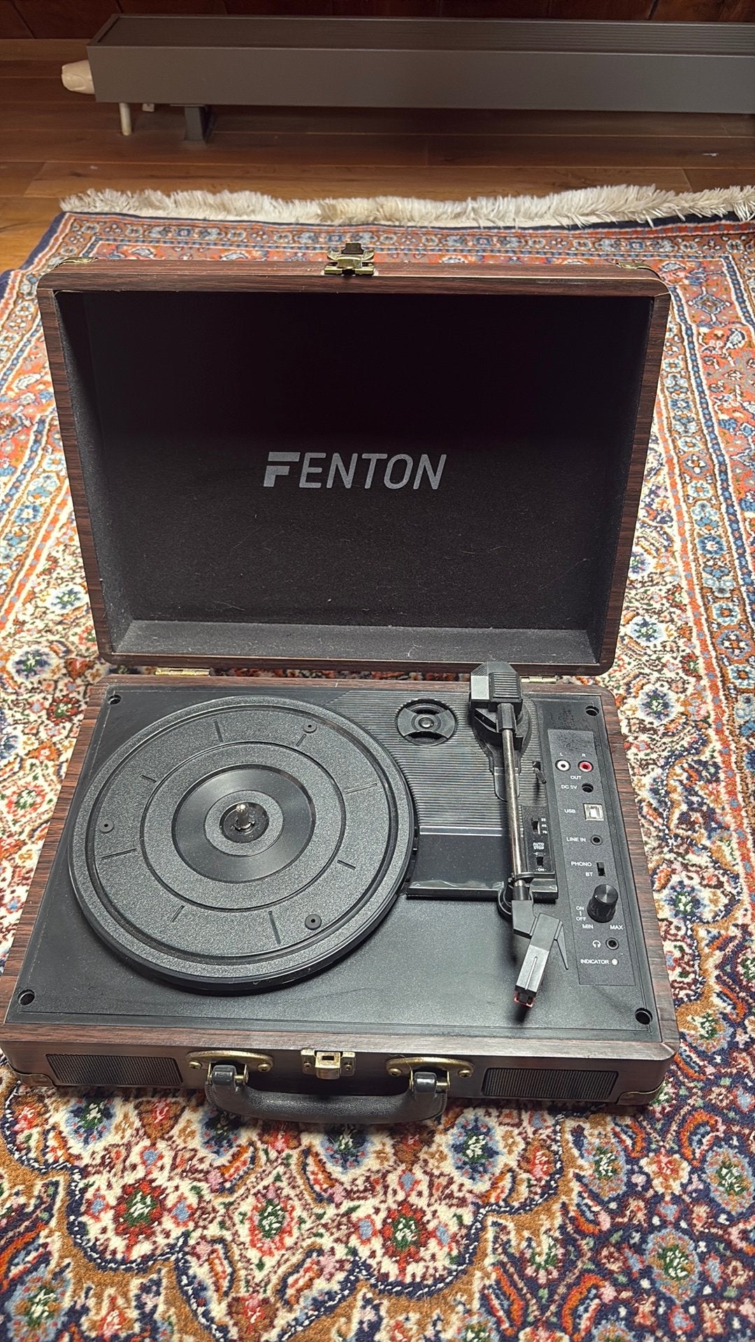 platenspeler fenton RP115B donkerbruine koffer