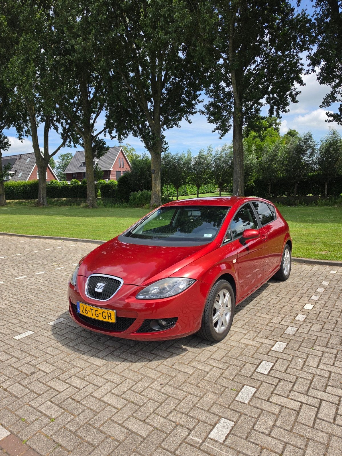 Seat Leon 1.6 75KW 2006 Rood Airco, Auto's, Seat, 4 cilinders, Leon, 1200 kg, Particulier