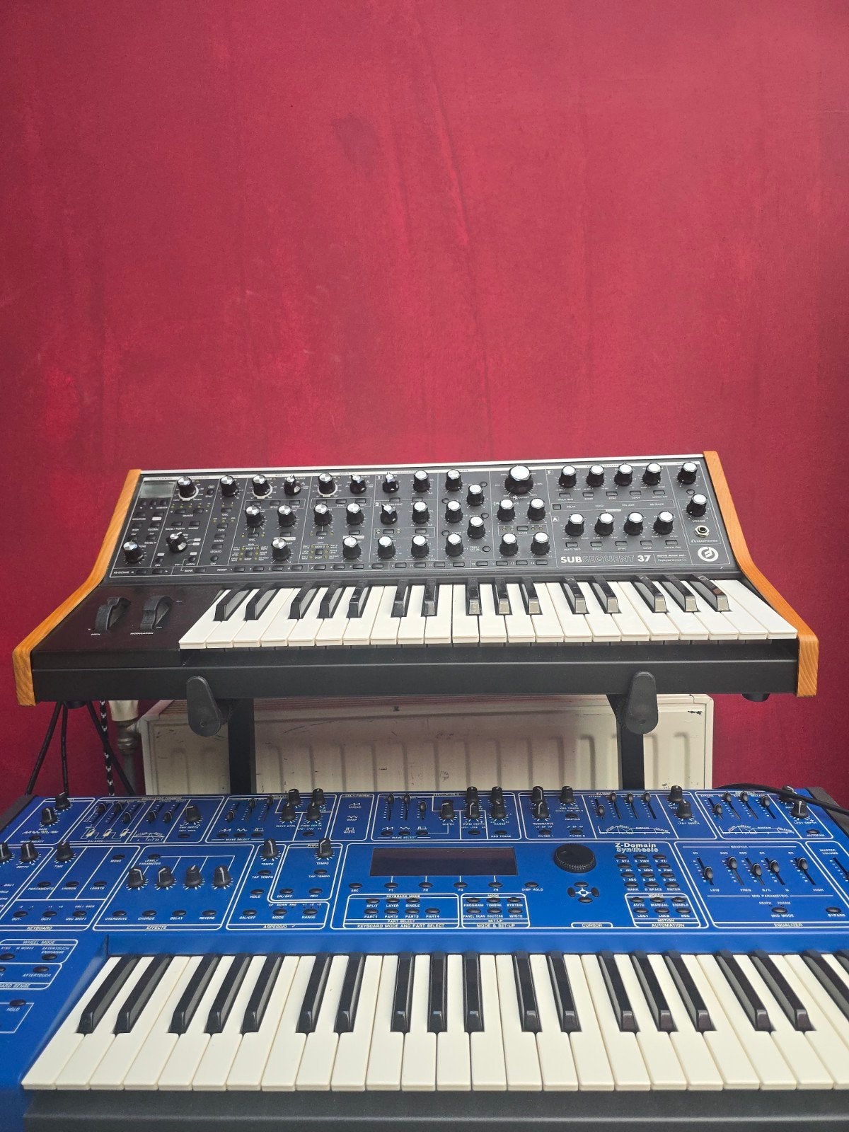 Moog Subsequent 37 analoge synth + decksaver + doos, Muziek en Instrumenten, Synthesizers, Ophalen of Verzenden, Zo goed als nieuw