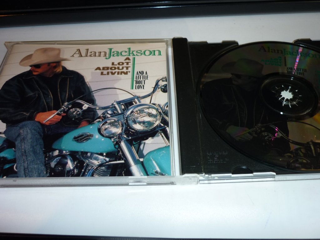 Alan Jackson - A Lot About Livin' (And a Little 'Bout Love), Cd's en Dvd's, Gebruikt, Ophalen of Verzenden, Inclusief boekje, Country