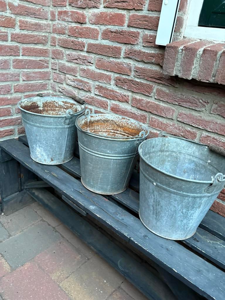 3 Vintage zinken emmers , samen €10, Ophalen, Minder dan 30 cm, Rond, Zo goed als nieuw