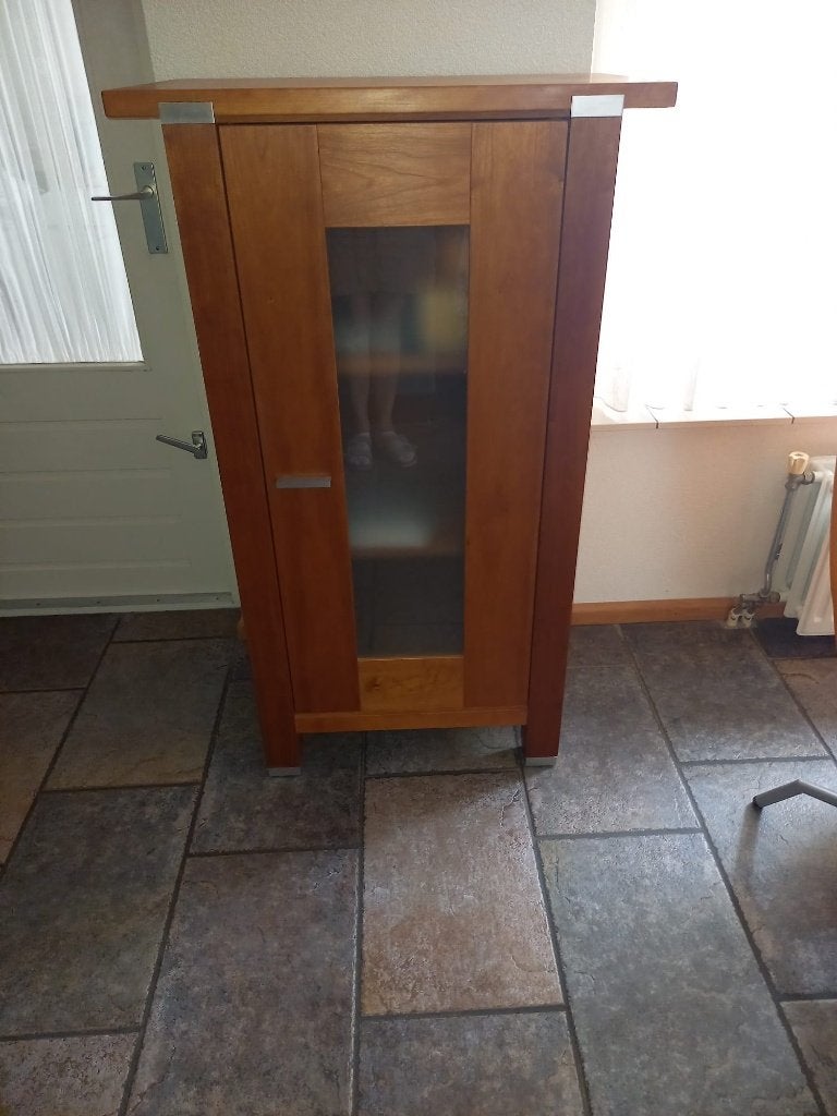 Houten kast met glazen deur - 127x75x46 cm, Ophalen, Met deur(en), Glas, 100 tot 150 cm