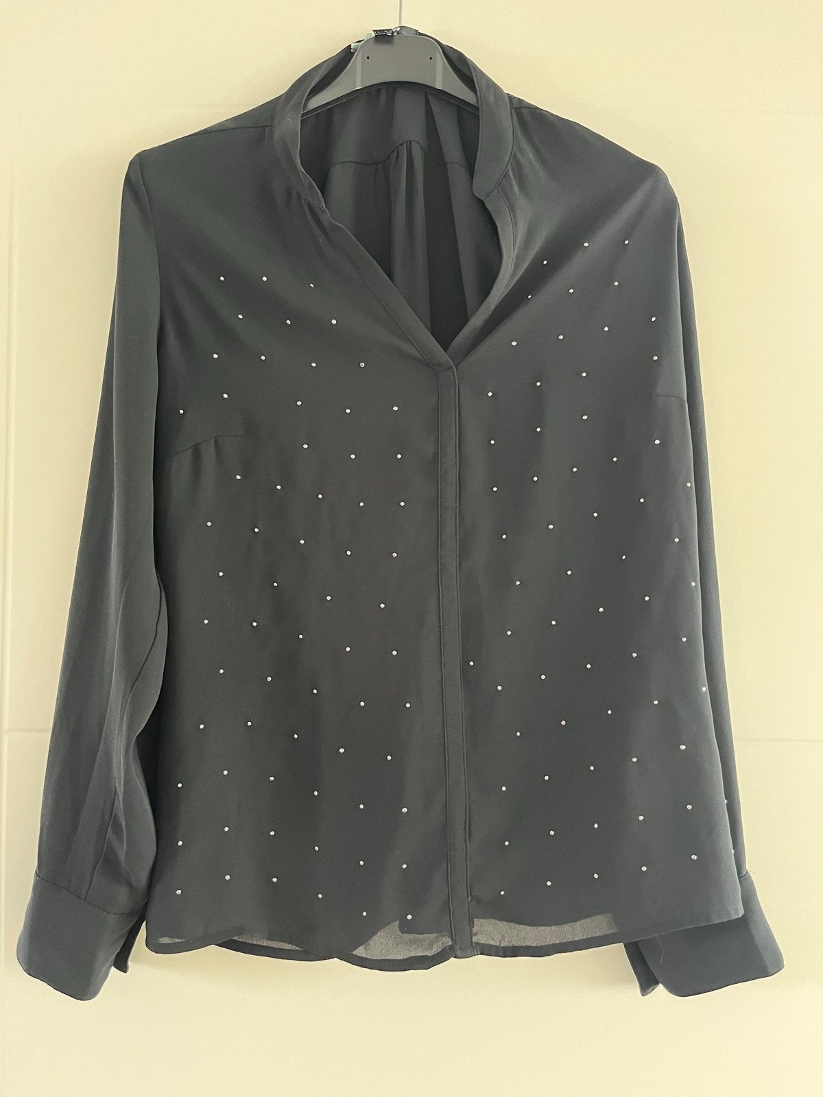 Comma zwarte blouse met strass steentjes - Maat 40, Ophalen of Verzenden, Zo goed als nieuw, Maat 38/40 (M), Zwart