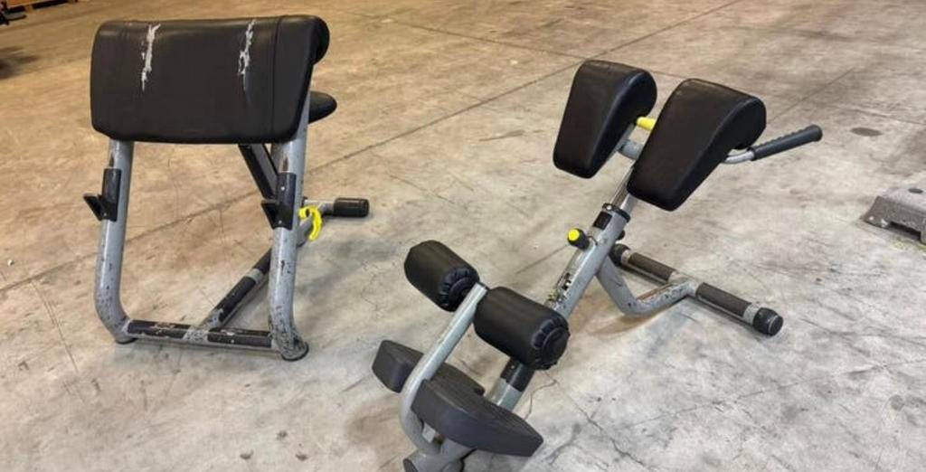 Technogym Scott Bench , Lower Back Bench, Sport en Fitness, Fitnessmaterialen, Gebruikt, Fitnessbank, Ophalen