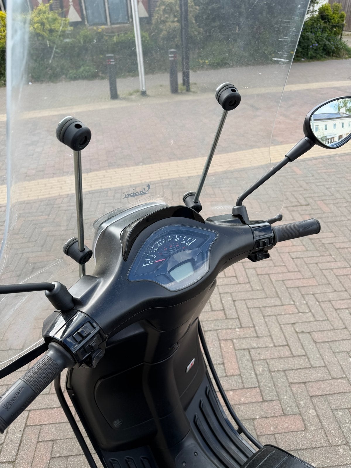 Vespa Sprint Mat Zwart - Zo goed als nieuw!, Ophalen, Overige modellen, Maximaal 45 km/u, Zo goed als nieuw