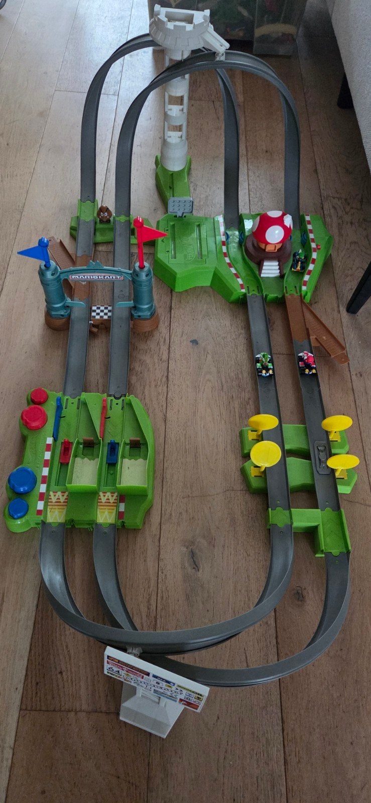 Mario Kart Racebaan - Complete Set met Auto's, Ophalen, Racebaan, Zo goed als nieuw, Hot Wheels