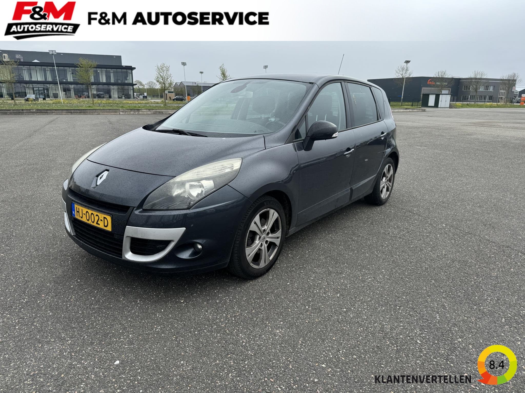 Renault Scénic 1.4 TCE Sélection Business Koppakking defec, Auto's, Renault, Voorwielaandrijving, Euro 5, Stof, Gebruikt