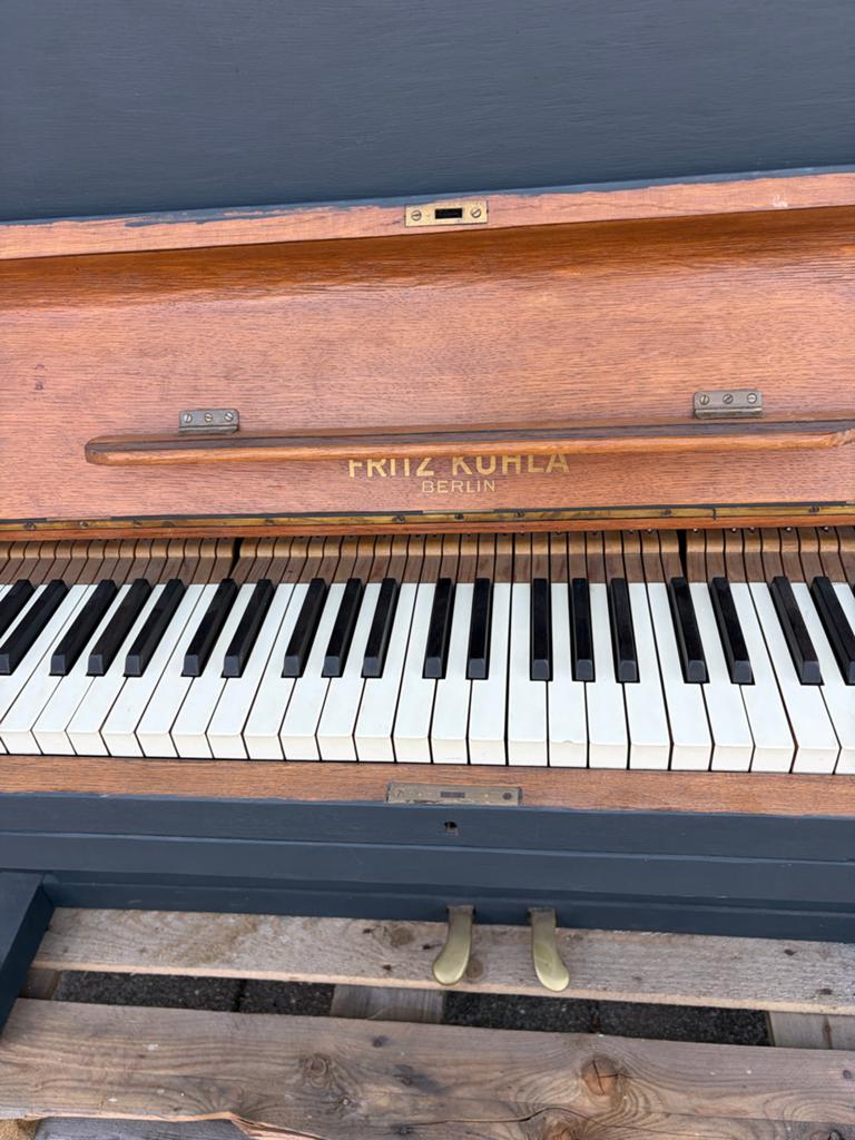 Gratis op te halen piano, Muziek en Instrumenten, Ophalen, Gebruikt, Zwart, Piano