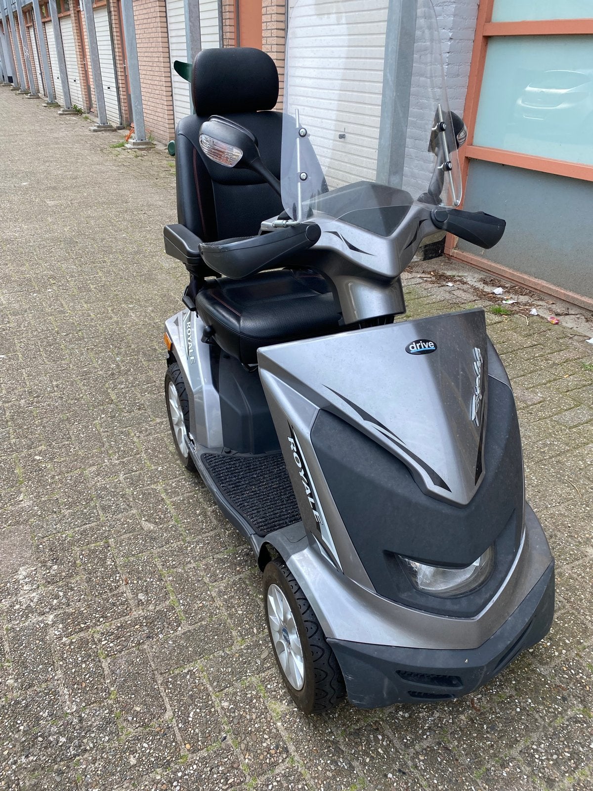 Royale Drive - scootmobiel - weinig km, Gebruikt, 16 km/u of meer, 46 km of meer, Ophalen