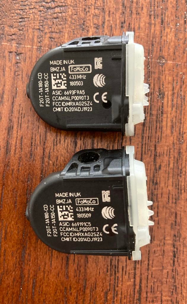 2x Ford F2GT-1A180-CD Bandenspanningsensoren TPMS, Ophalen of Verzenden, Ford