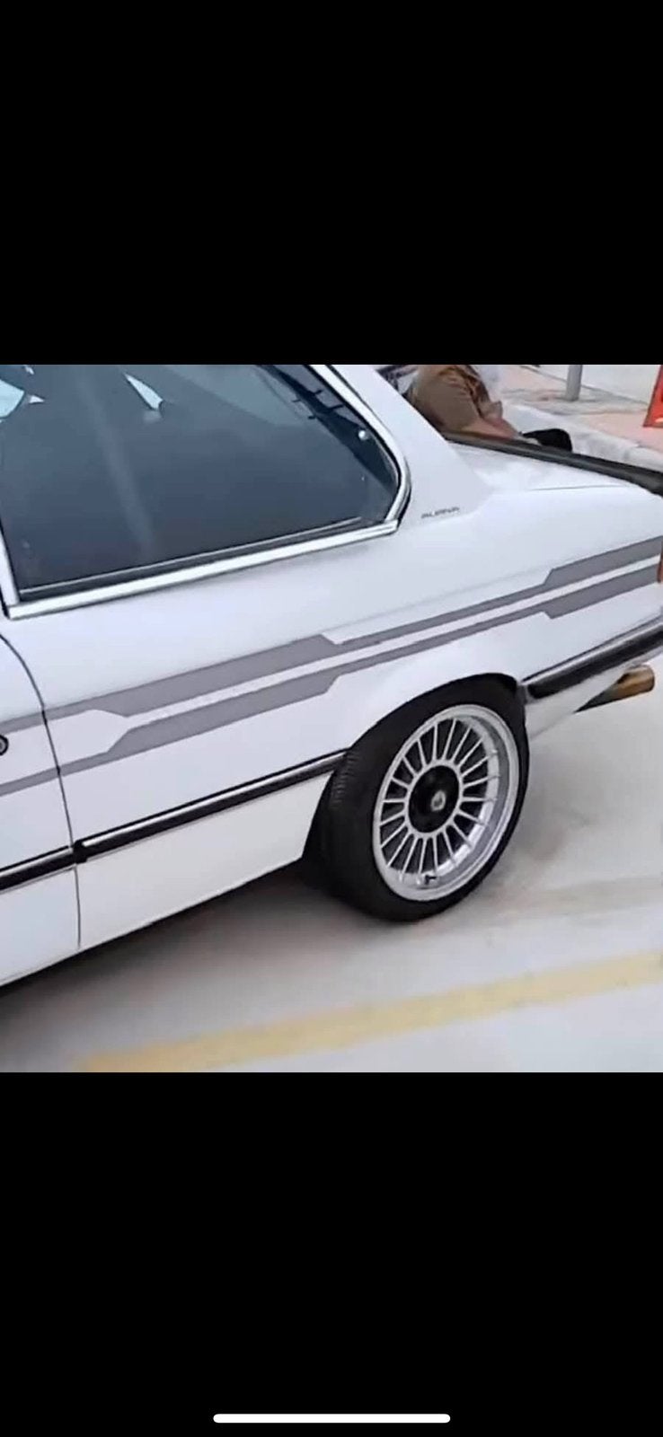 Te koop bmw 315 E21  1983 wit met originele 100.km, 1250 kg, 4 cilinders, Origineel Nederlands, Handgeschakeld