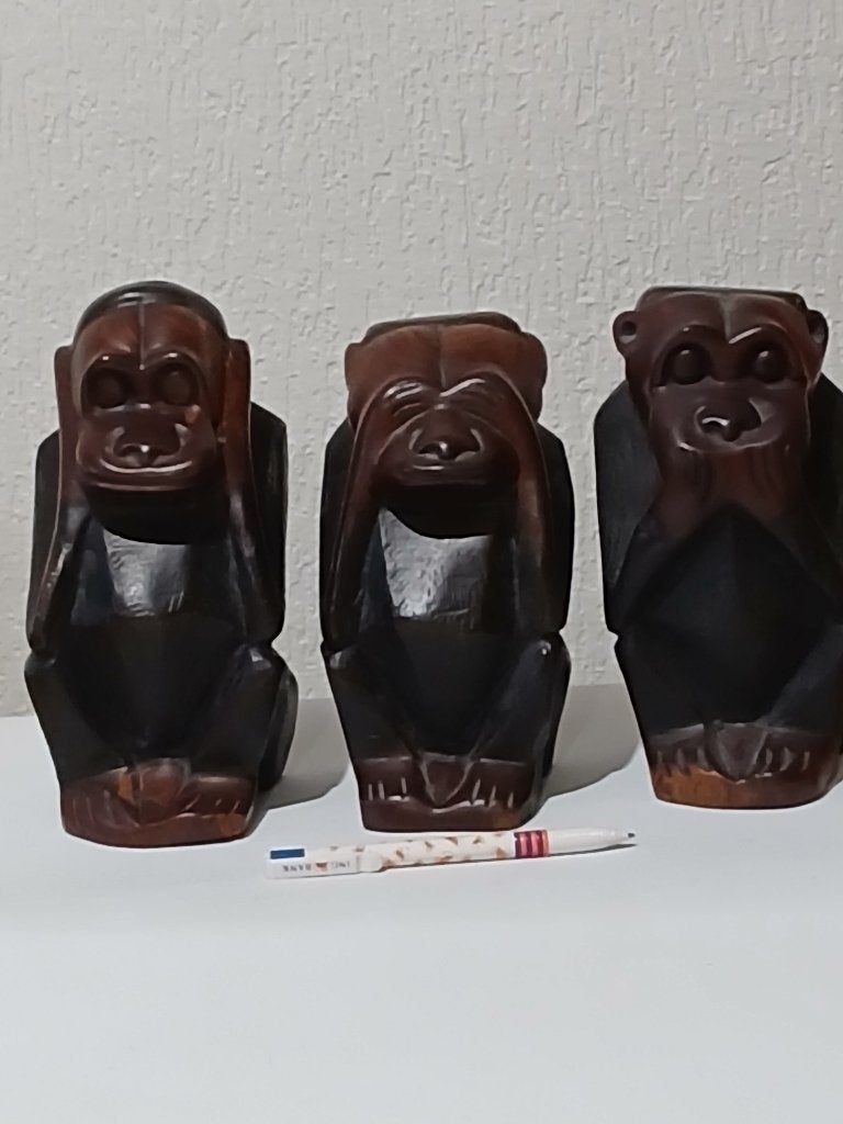 3 Vintage Massief Houten Apen. Horen-Zien-Zwijgen .22cm hoog, Antiek en Kunst, Ophalen of Verzenden, Hout, Beeld, Zoogdier