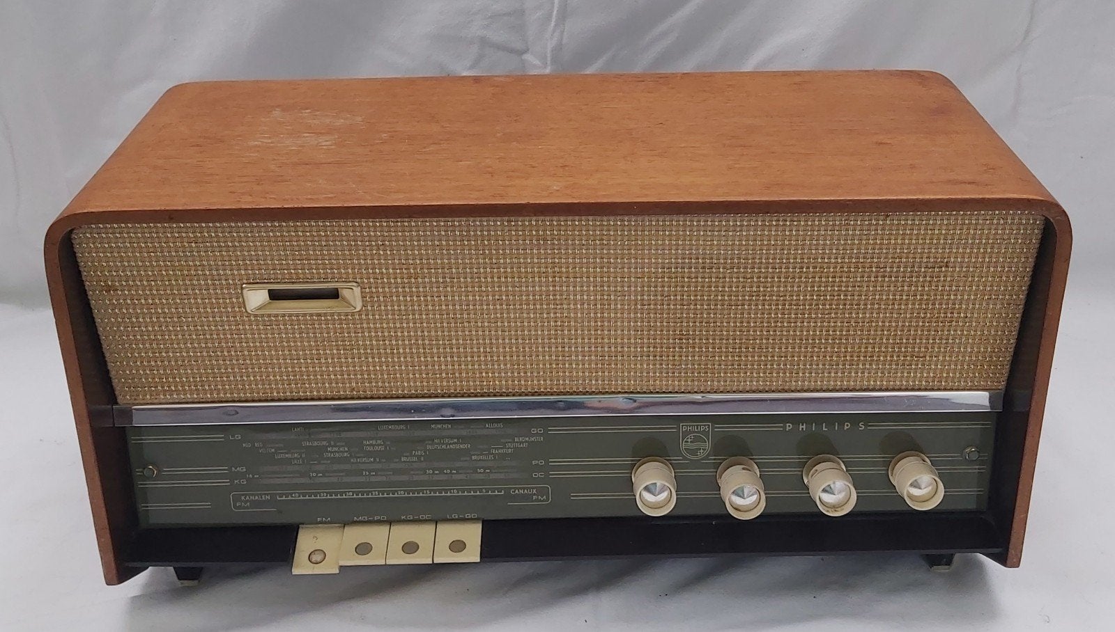 Vintage Philips buizenradio, Antiek en Kunst, Antiek | Tv's en Audio, Ophalen