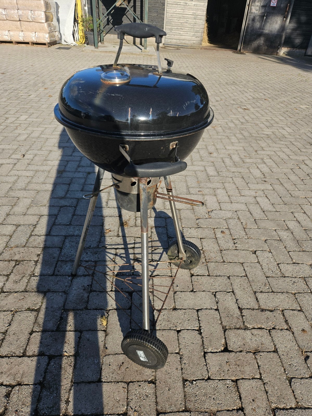 barbecue, Tuin en Terras, Houtskoolbarbecues, Ophalen, Gebruikt