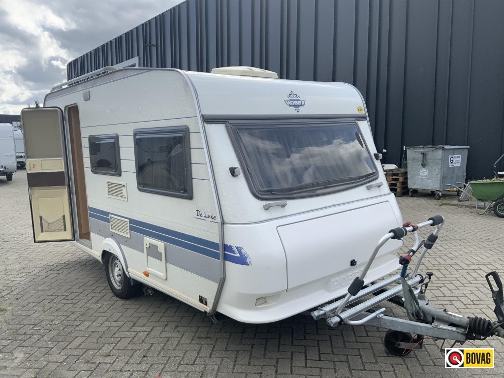 Hobby De Luxe 400 SF, Caravans en Kamperen, Caravans, Bedrijf, tot en met 4, 750 - 1000 kg, Treinzit, Hobby, Dwarsbed, Overige typen