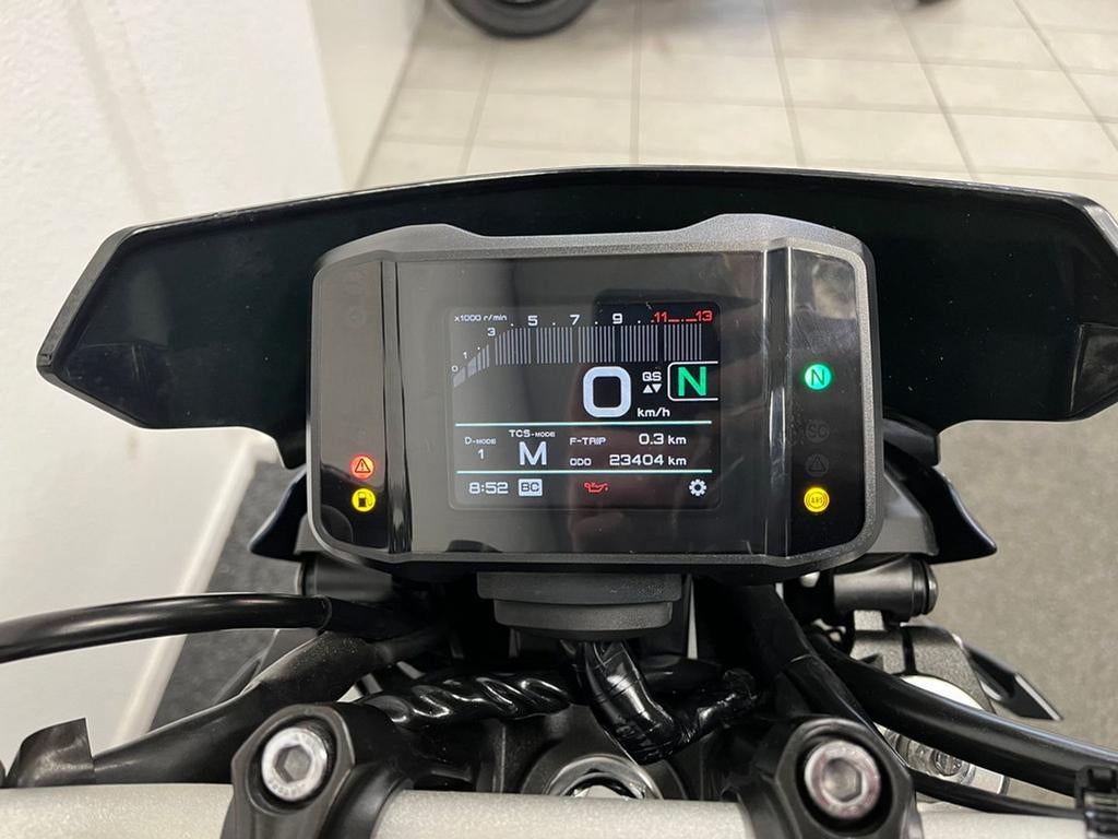 ⭐️⭐Prachtige Yamaha MT 09 (bj 2023) MT09⭐️⭐, Motoren, Motoren | Yamaha, Bedrijf, Onbekend, 12 t/m 35 kW, Naked bike