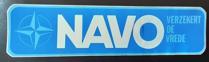 NAVO Verzekert de Vrede Sticker, Ophalen of Verzenden