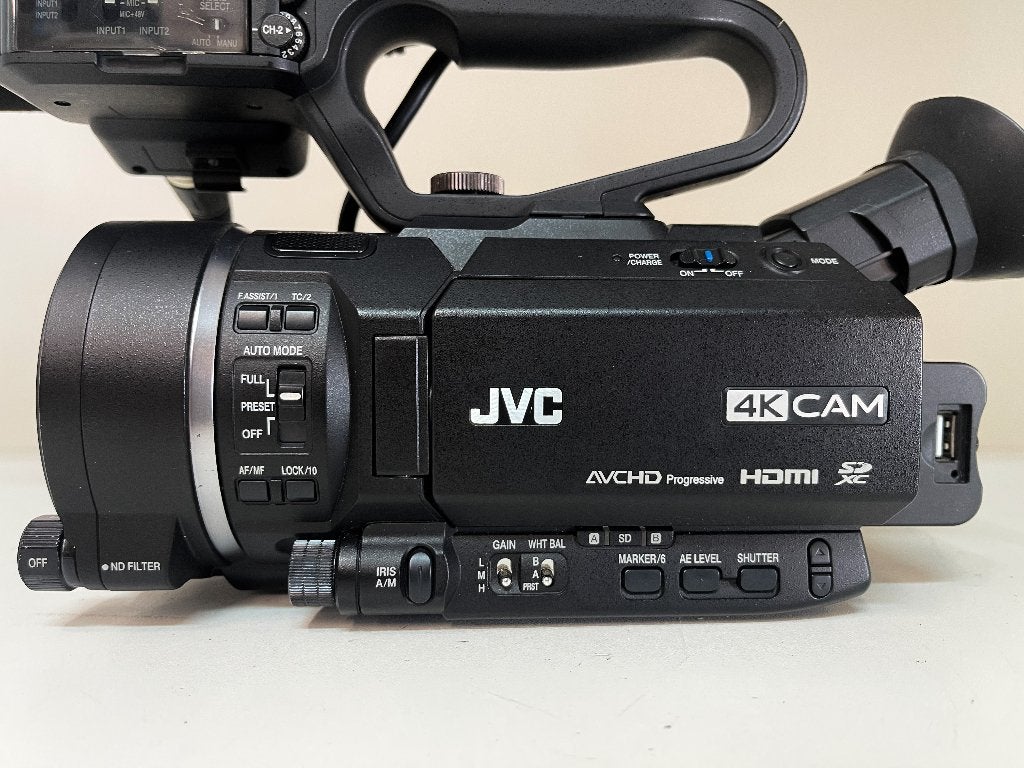 JVC GY-LS300CHE Super 35mm 4K/HD Camcorder (BODY) 326uur, Jvc, Full HD, N, N