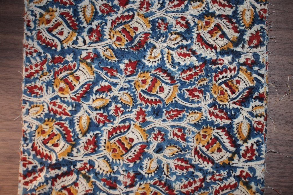 coupon 100% katoen quilt stof - blauw rood bloemen #4026, Blauw, Nieuw, Ophalen of Verzenden, 30 tot 120 cm
