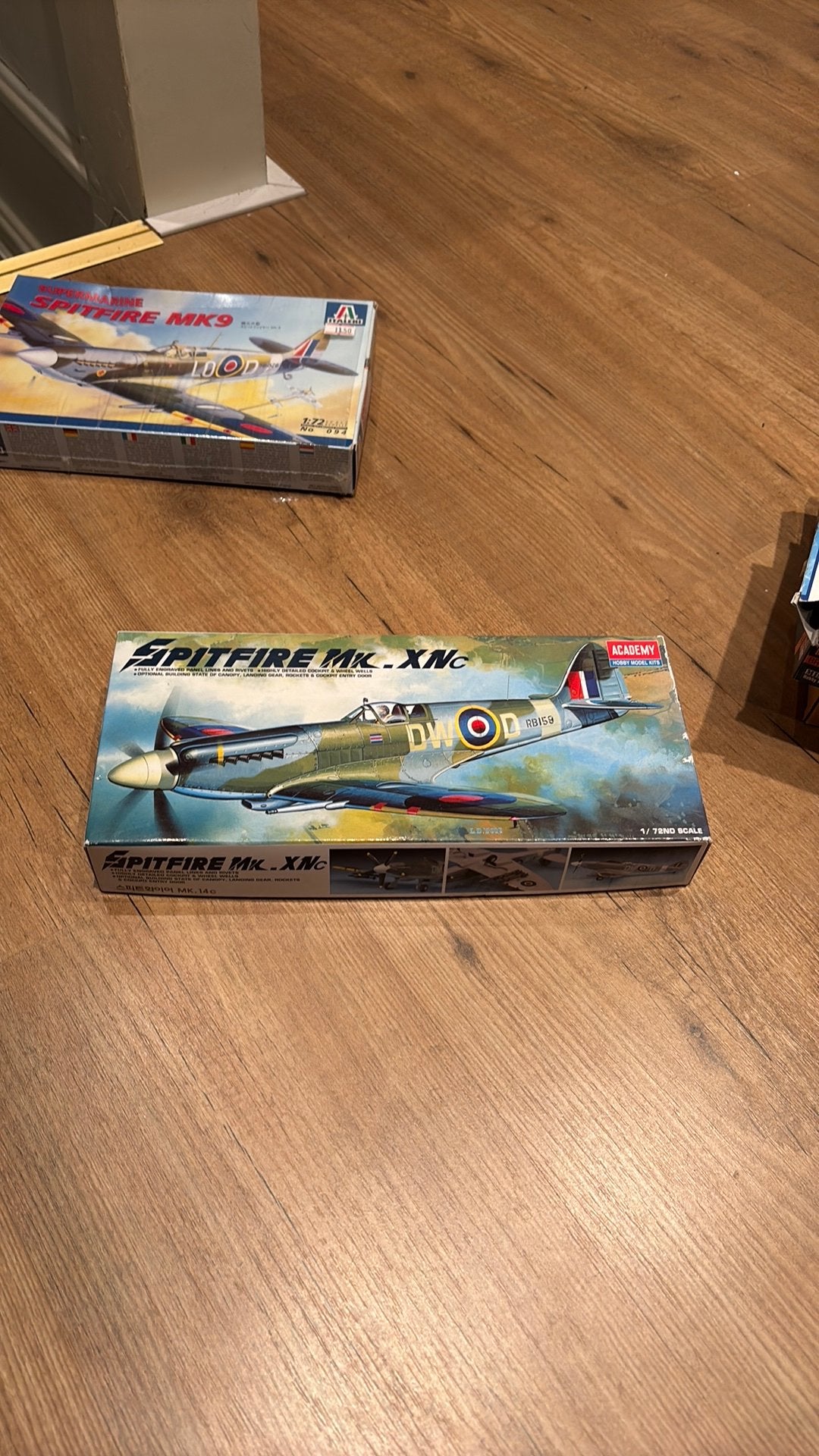 1/72 Academy Spitfire Mk. 14c bouwdoos vliegtuig partij veel, Overige merken, 1:72 tot 1:144, Nieuw, Ophalen of Verzenden