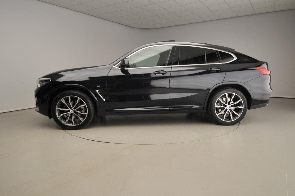 BMW X4 xDrive20i | M-Sportpakket | LED | Leder | HUD | Activ, Auto's, BMW, Automaat, 15 km/l, Gebruikt, 4 cilinders