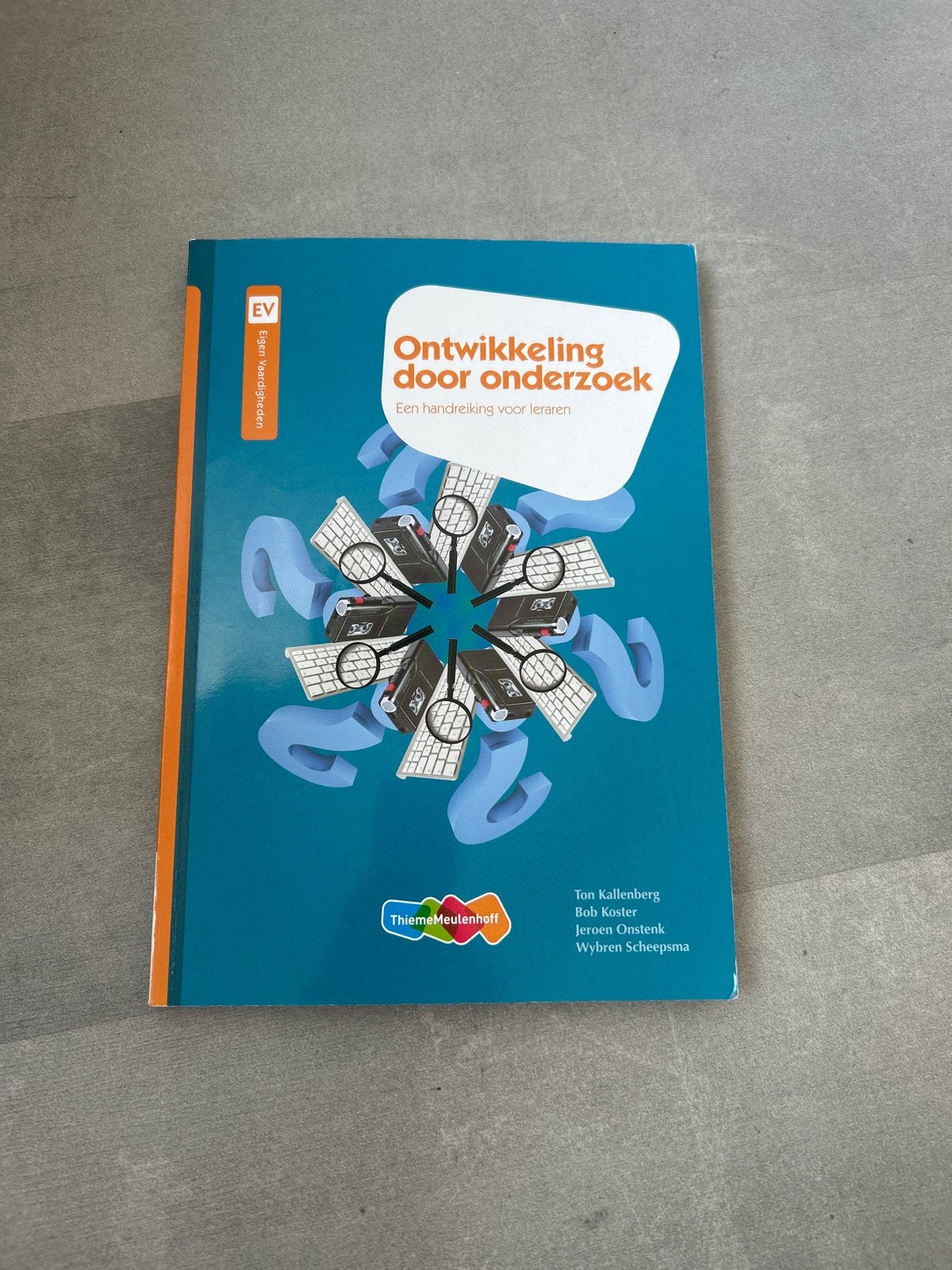 Ontwikkeling door onderzoek - ThiemeMeulenhoff, Boeken, Ophalen of Verzenden, Gamma, Zo goed als nieuw, HBO