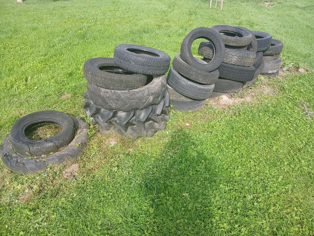 Te koop gratis autobanden., Ophalen, Gebruikt