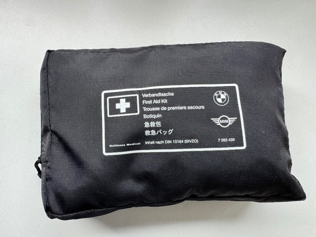 Nieuwe ongebruikte verbandtas EHBO set van BMW 7 263 439, Ophalen of Verzenden, Nieuw