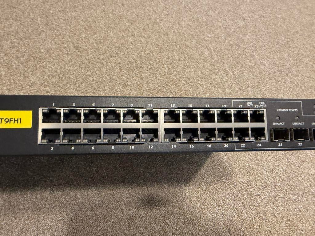 Dell PowerConnect 5424 gigabit managed switch, Ophalen of Verzenden, Gebruikt