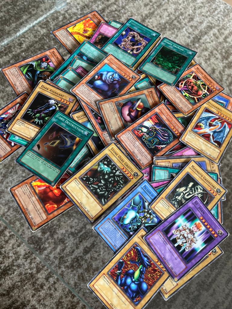 Yu-gi-oh 1st edition LOB/MRD/MRL (85 stuks), Ophalen of Verzenden, Zo goed als nieuw, Meerdere kaarten