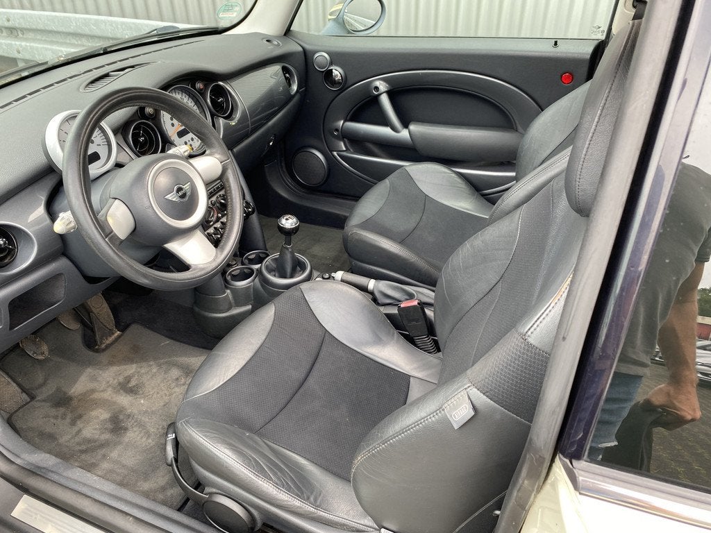 MINI Cooper 1.6 Cooper Pepper Leer/Stof, A/C, Stoelvw, Pano,, Auto's, Mini, Voorwielaandrijving, Gebruikt, 4 cilinders, 4 stoelen