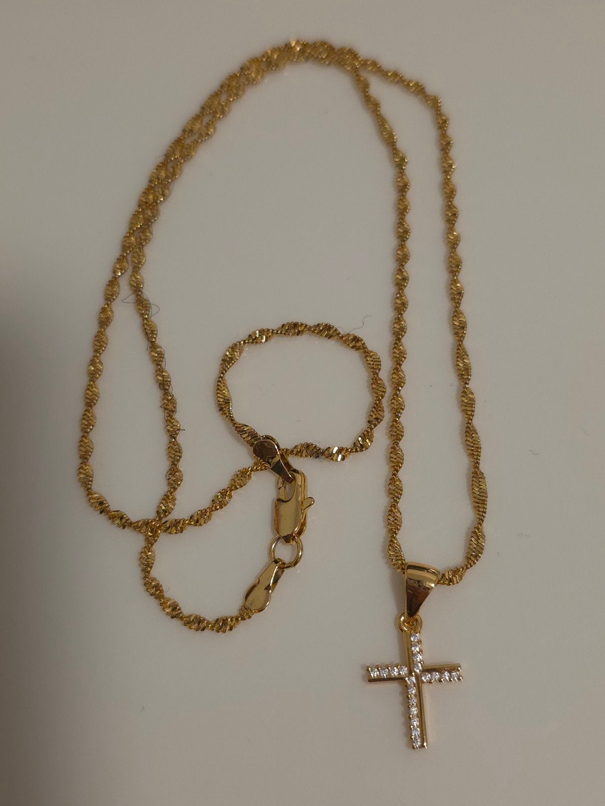 Ketting met kruisje, Overige materialen, Zwanensingel 239, Zo goed als nieuw, Opallove
