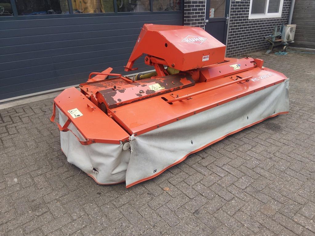 Kuhn FC 280F Frontmaaier, Zakelijke goederen, Agrarisch | Werktuigen, KUHN-Geldr, Overige, Nuenenseweg 165
5667 KP  Geldrop, Info.nl@kuhn.com