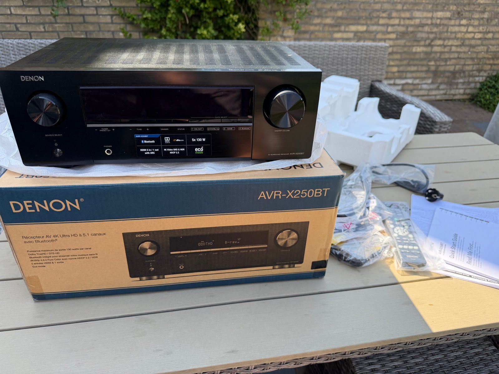 Denon AVR-X250BT AV Surround Receiver - Zo goed als nieuw, Ophalen, Zo goed als nieuw