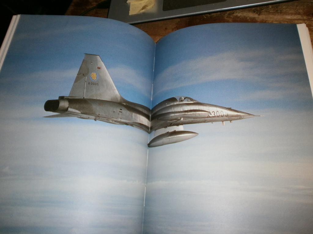 nederlandse koninklijke luchtmacht met bijzondere fotos, Ophalen of Verzenden, Tweede Wereldoorlog, Nieuw, Overige onderwerpen