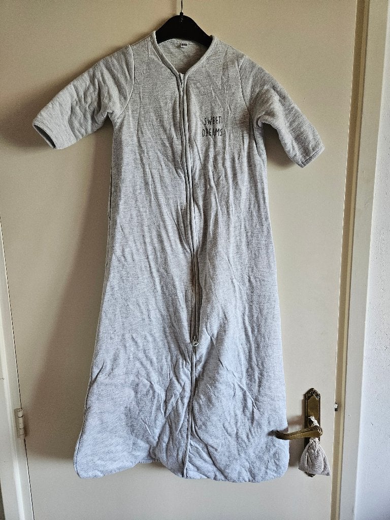 Slaapzak maat 110 TOG 2.5 in zeer goede staat, Wasbaar, Zo goed als nieuw, Grijs, 110 cm