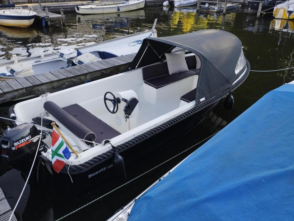 Beauty 500, 9.9pk zonder trailer, Watersport en Boten, Ophalen, Rondzit, 10 pk, 5 m