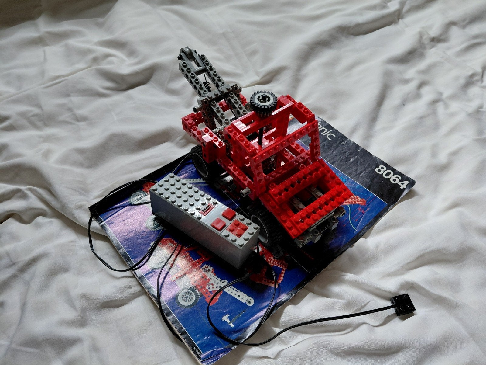 Lego Technic 8064 Vrachtwagen met kraan en afstandsbediening, Kinderen en Baby's, Speelgoed | Duplo en Lego, Gebruikt, Lego, Compleet