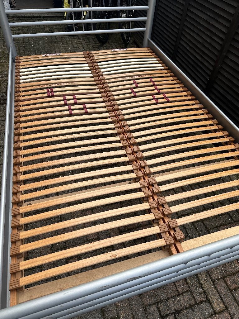 PROFLEX 2-persoonsbed, matrasmaat 140x220, NU VOOR 20 euro, Huis en Inrichting, Slaapkamer | Bedden, Ophalen, Gebruikt, Tweepersoons