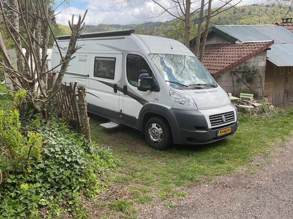 Knaus camper van 2013 met (prijsdaling)118000 op de teller, Koelkast, Buscamper of Camperbus, Ringverwarming, Fiat