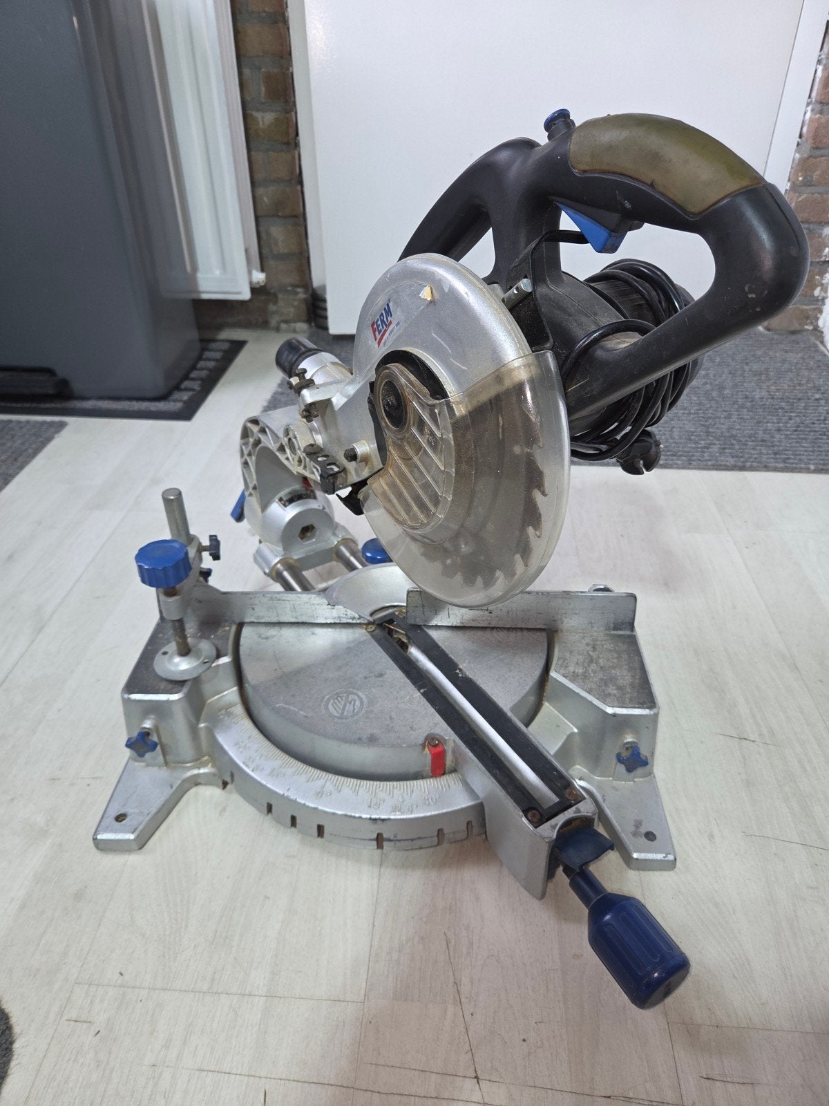 Afkortzaag, Doe-het-zelf en Verbouw, Gereedschap | Zaagmachines, Ophalen, Gebruikt, Afkortzaag, 30 tot 70 mm