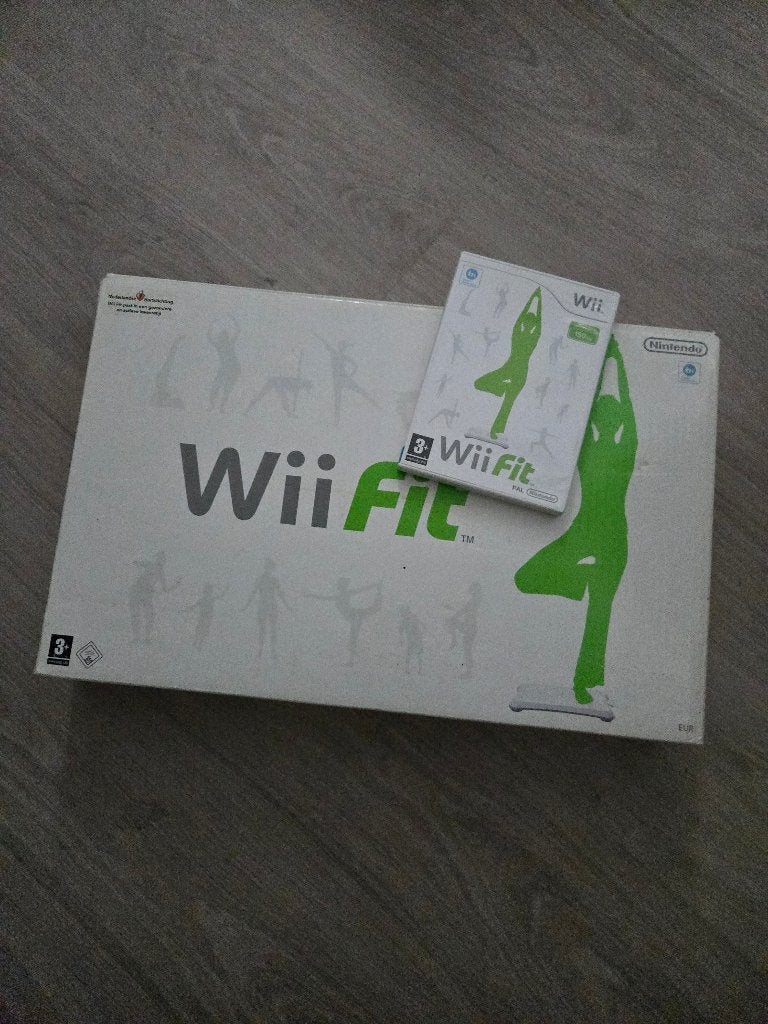 Nintendo wii fit spel met balance board in doos., Ophalen, 1 speler, Zo goed als nieuw, Vanaf 3 jaar