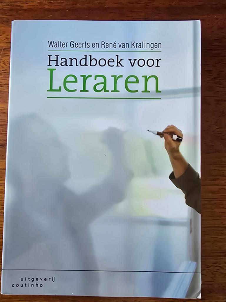 Walter Geerts - Handboek voor leraren, Walter Geerts; René van Kralingen, Sociale wetenschap, Ophalen of Verzenden, Zo goed als nieuw