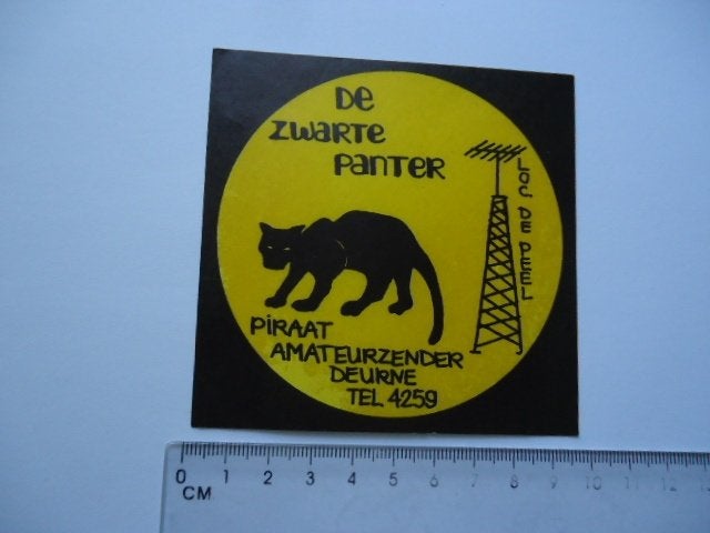 sticker oud DE PEEL Zwarte panter piraat radio deurne retro, Verzenden, Zo goed als nieuw, Bedrijf of Vereniging