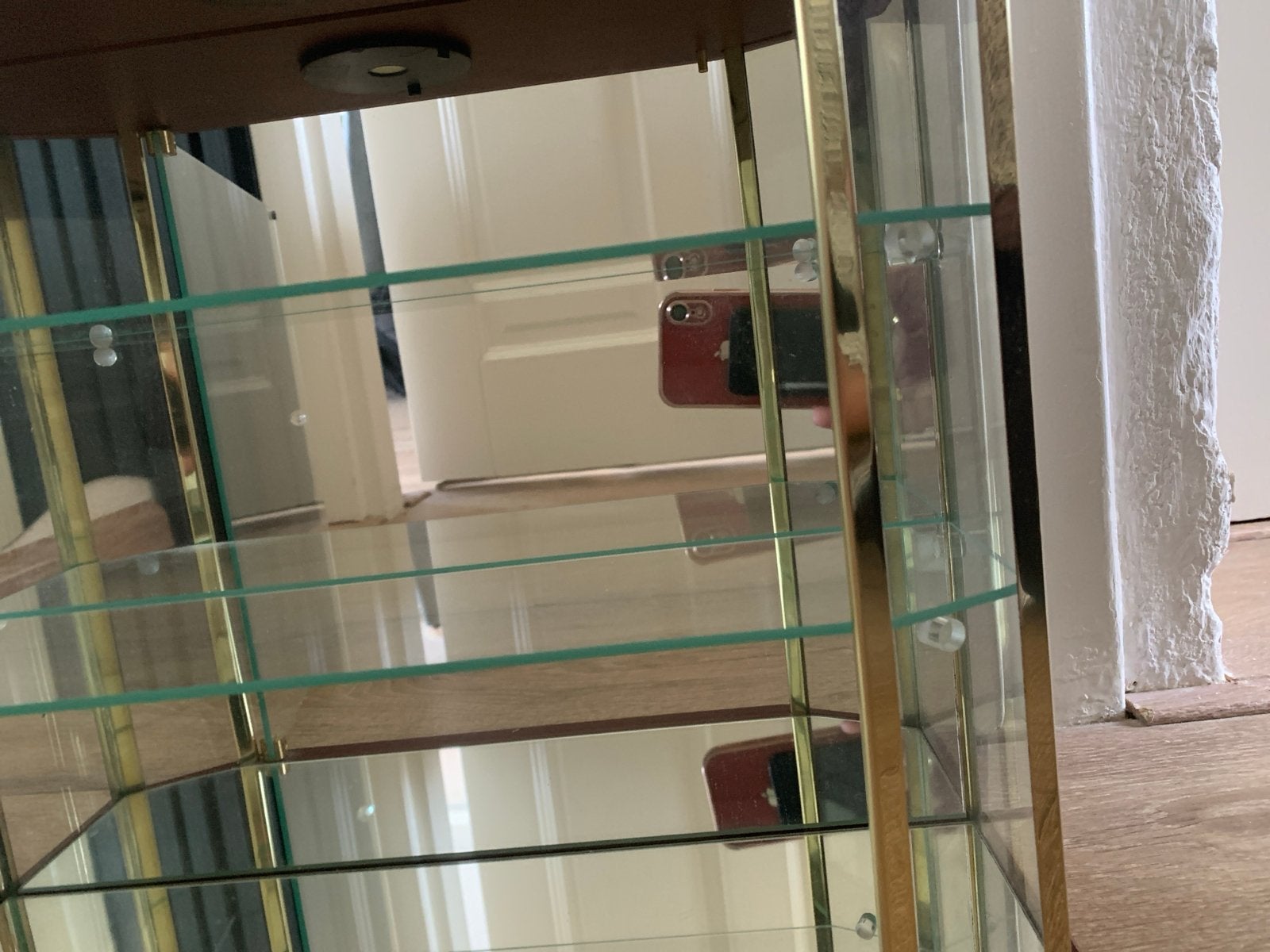 Vintage Glazen Vitrinekastje met Messing Details, Huis en Inrichting, Ophalen, Met plank(en), Gebruikt, 50 tot 100 cm
